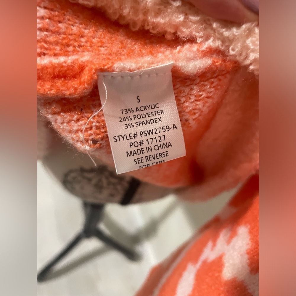 Polagram Orange and Cream Sweater - Picture 8 of 9